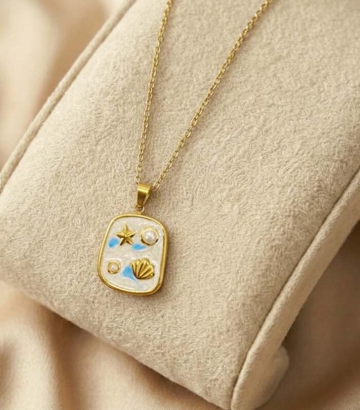 Beach Shell Star Necklace